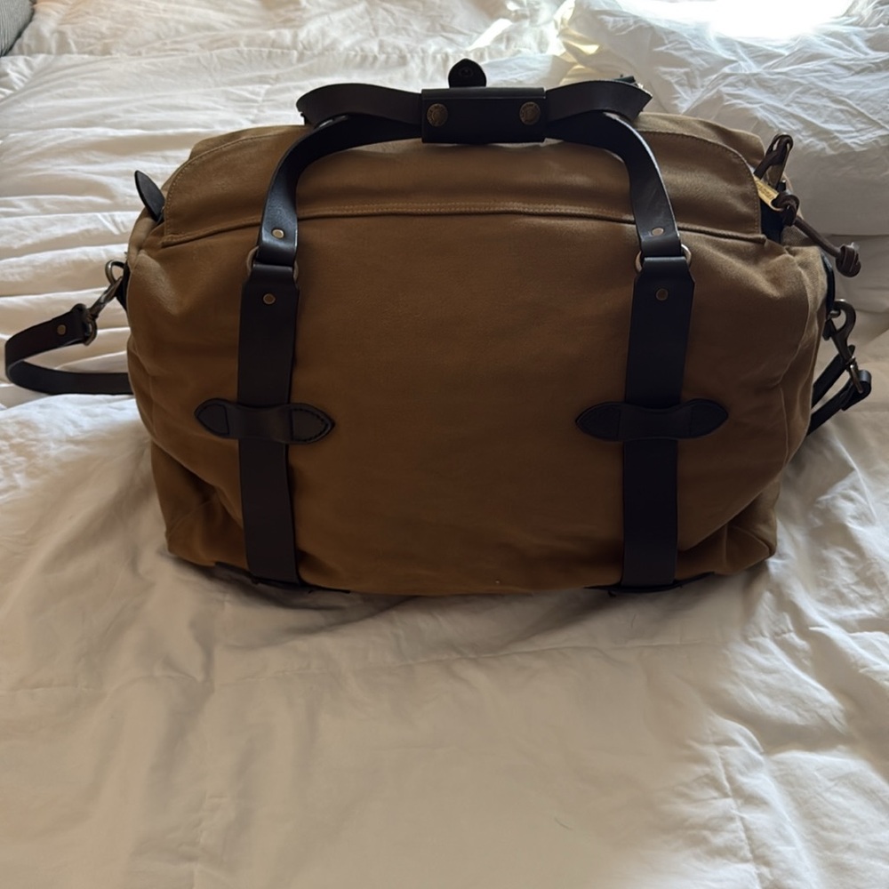 Filson medium tan twill duffle - Picture 4 of 10